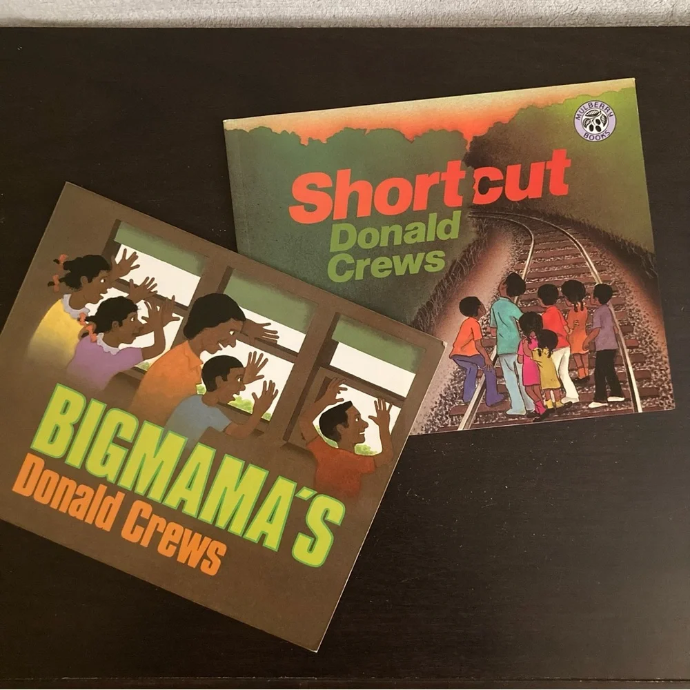 ☀️ 2 POC country story books